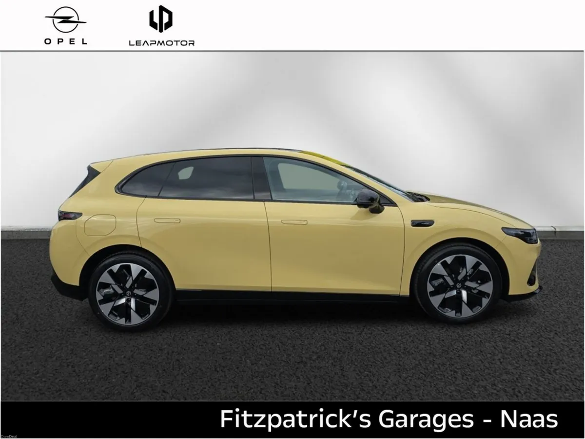 Leapmotor B05 Design 67.1kWh Free Paint + 3.9% Fin - Image 3