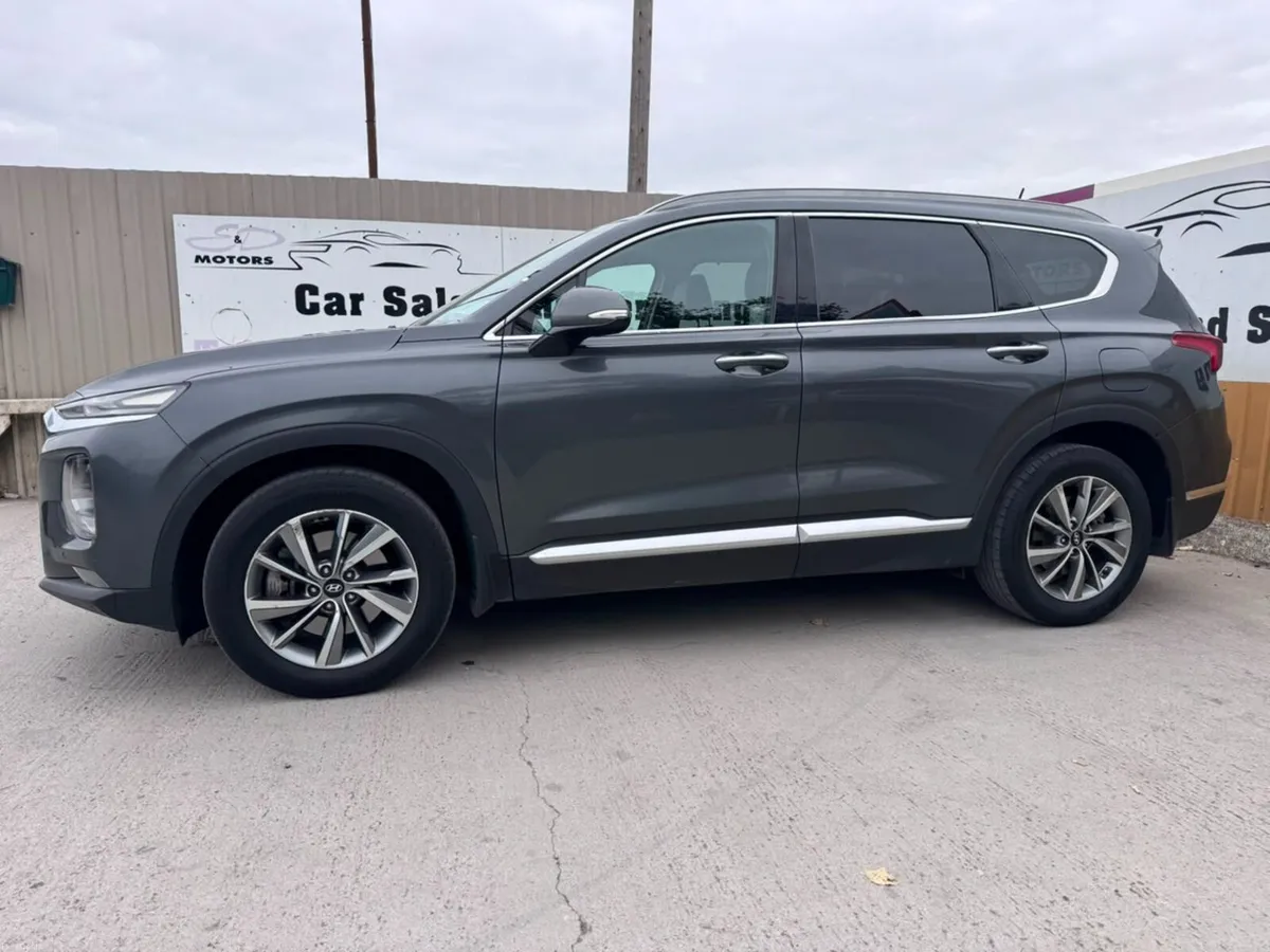 191 Hyundai Santa Fe 2.2 CRDi 4WD Executive Plus A - Image 6