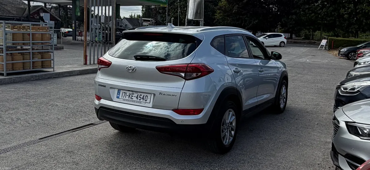 17 Hyundai Tucson 1.7d - Image 5