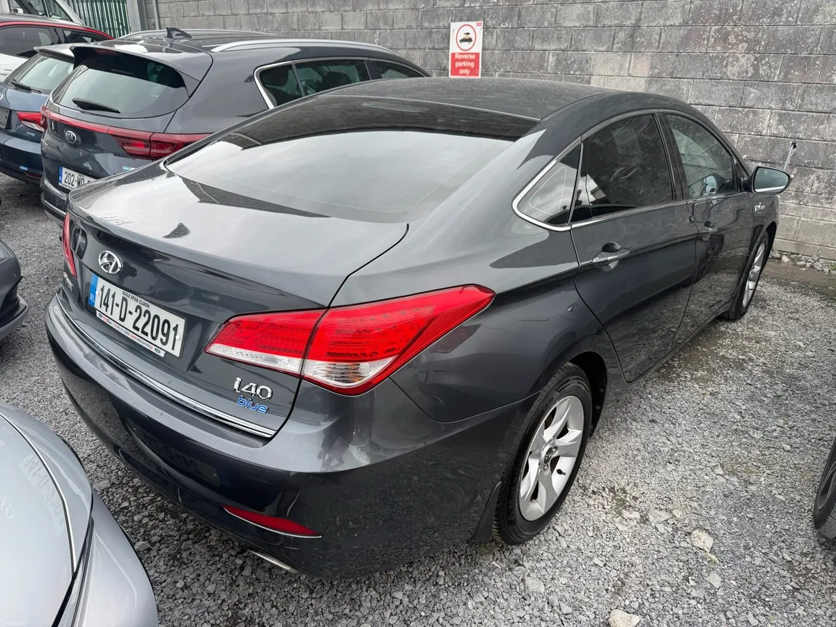 2014 HYUNDAI I40 NCT 2-27 MINT - Image 4