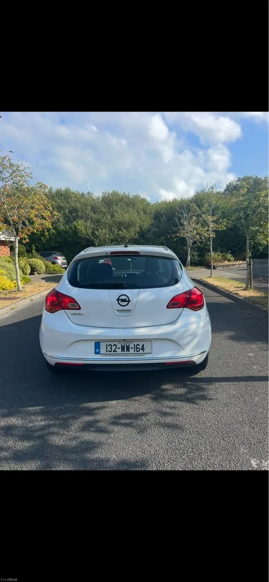 Opel astra 2013 1.4 Petrol - Image 3