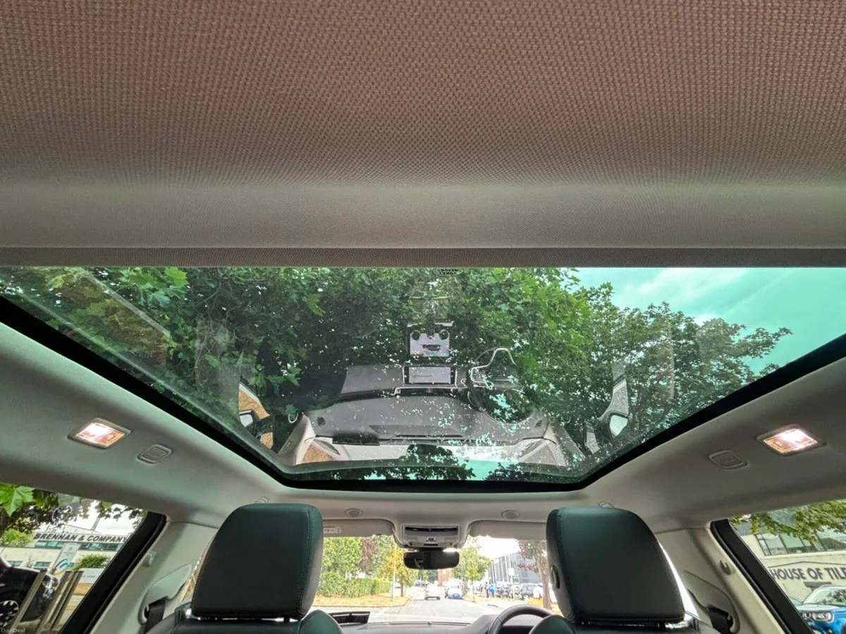 Land Rover Range Rover Evoque SUNROOF EDITION 4WD - Image 3