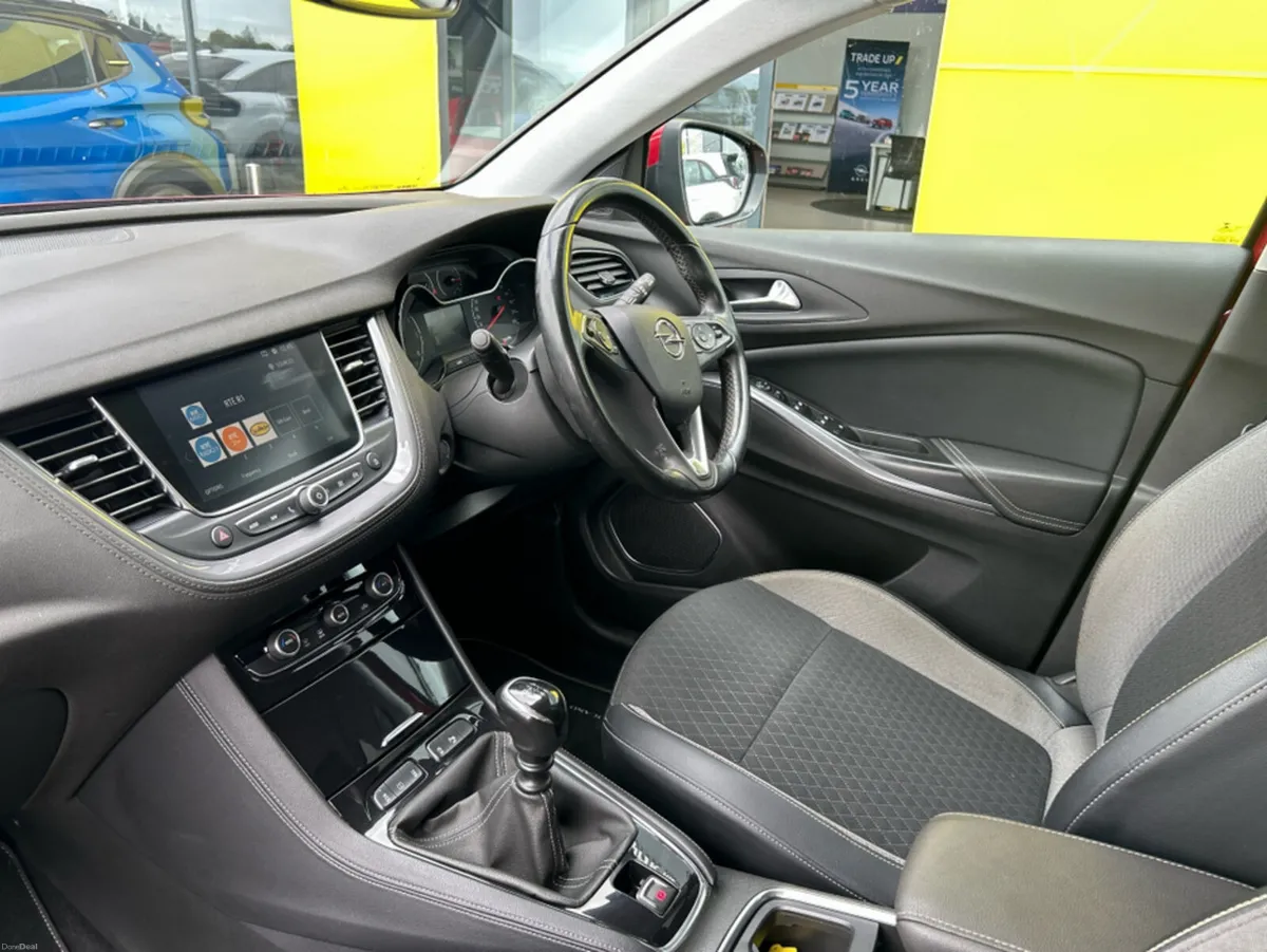 Opel Grandland X SRI 1.2I 130PS 4DR - Image 2