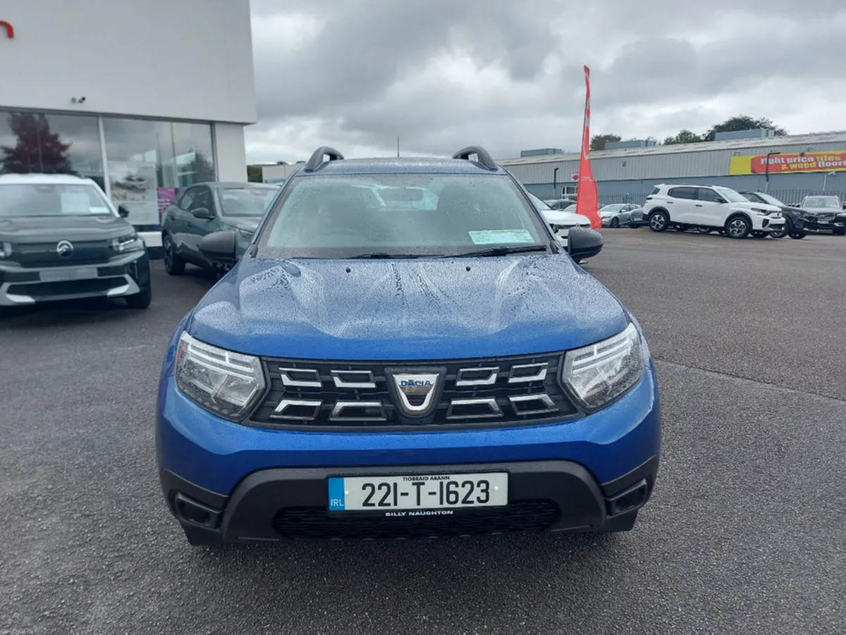 Dacia Duster ESSENTIAL BLUE DCI 115 4X2 5DR - Image 1
