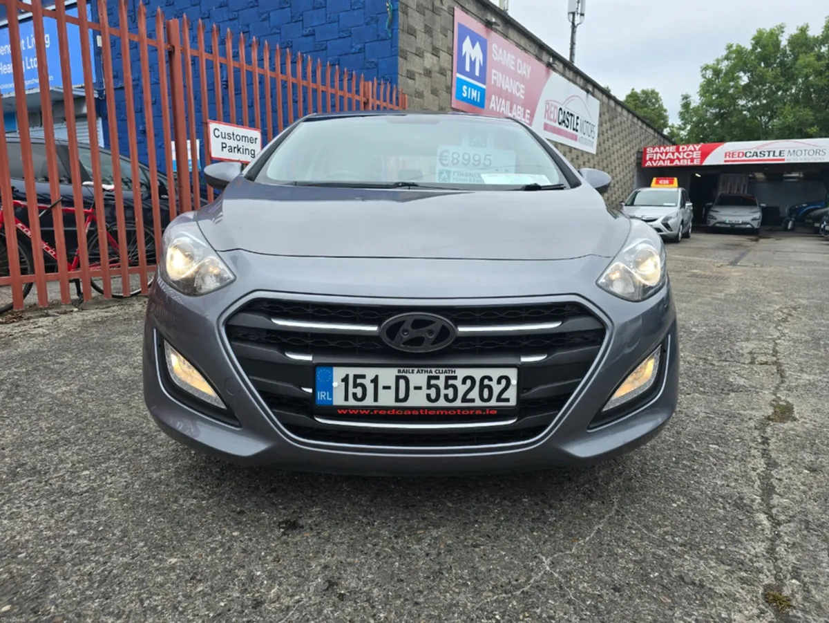 Hyundai i30 1.4 T-GDI SE 100PS 5DR - Image 2