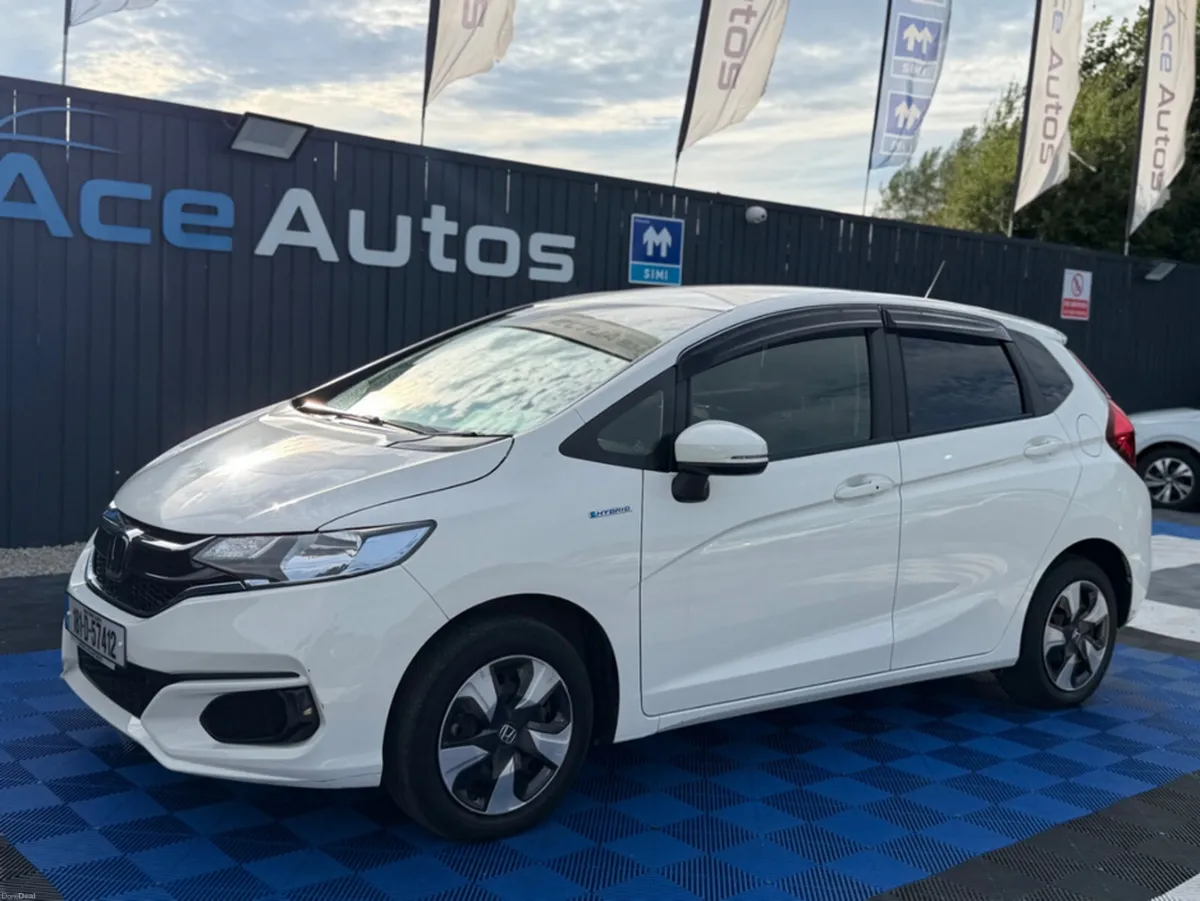 Honda Fit 1.5 PETROL HYBRID - AUTO - 12M WARRANTY - Image 3