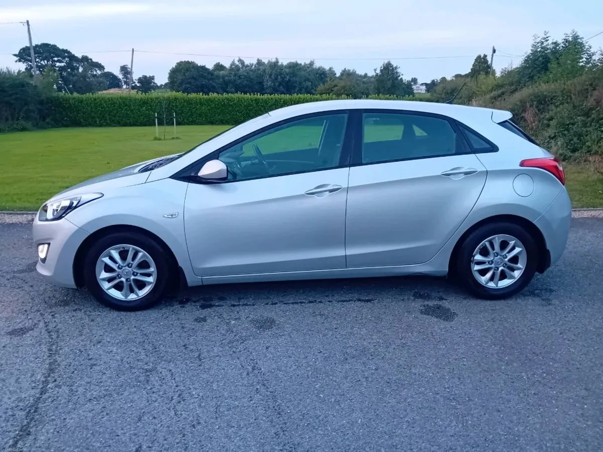 2015 Hyundai i30 Diesel - Image 2