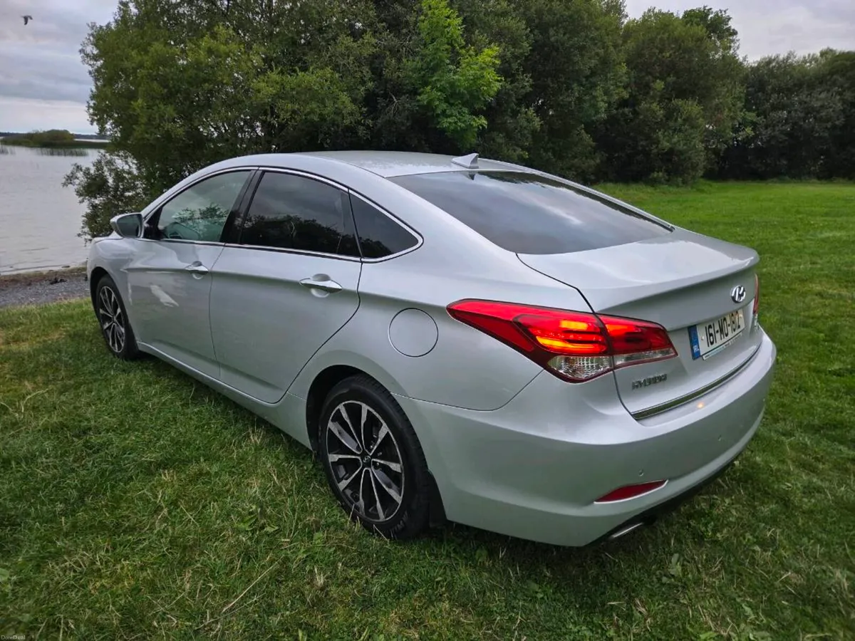 Hyundai i40 executive Plus Automatic - Image 4