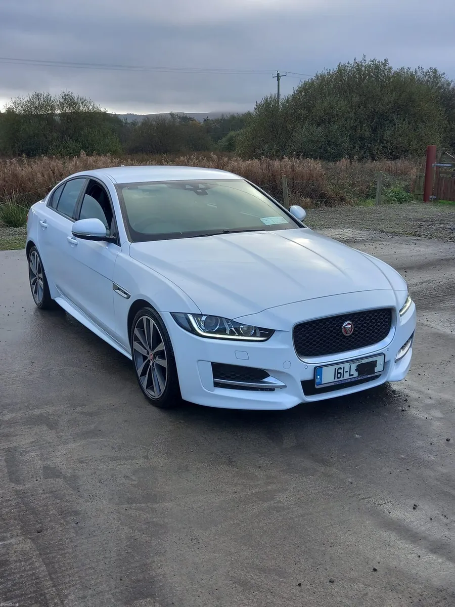 Jaguar car..71km. New engine fitted..nct 5.27 - Image 1