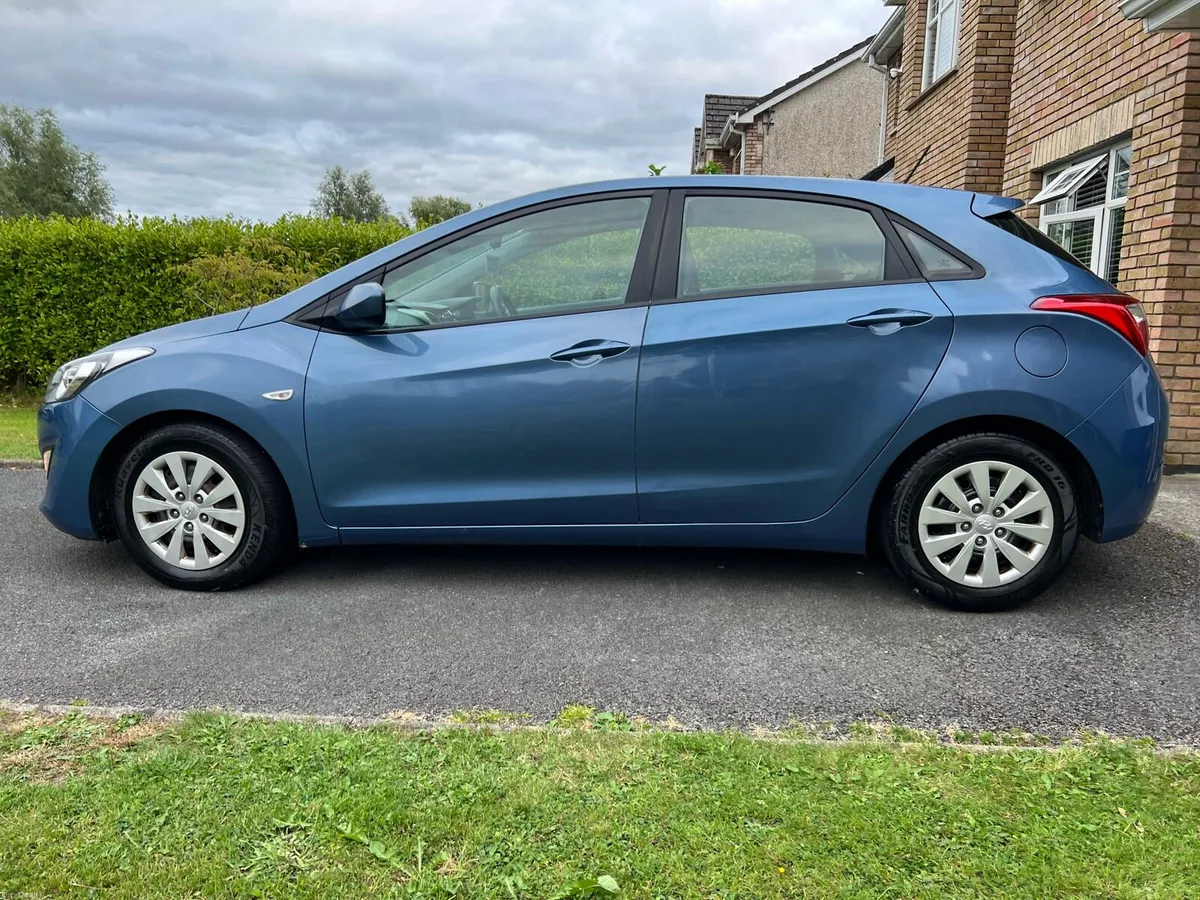 2016 Hyundai i30 Diesel 1 Owner From New - Image 5