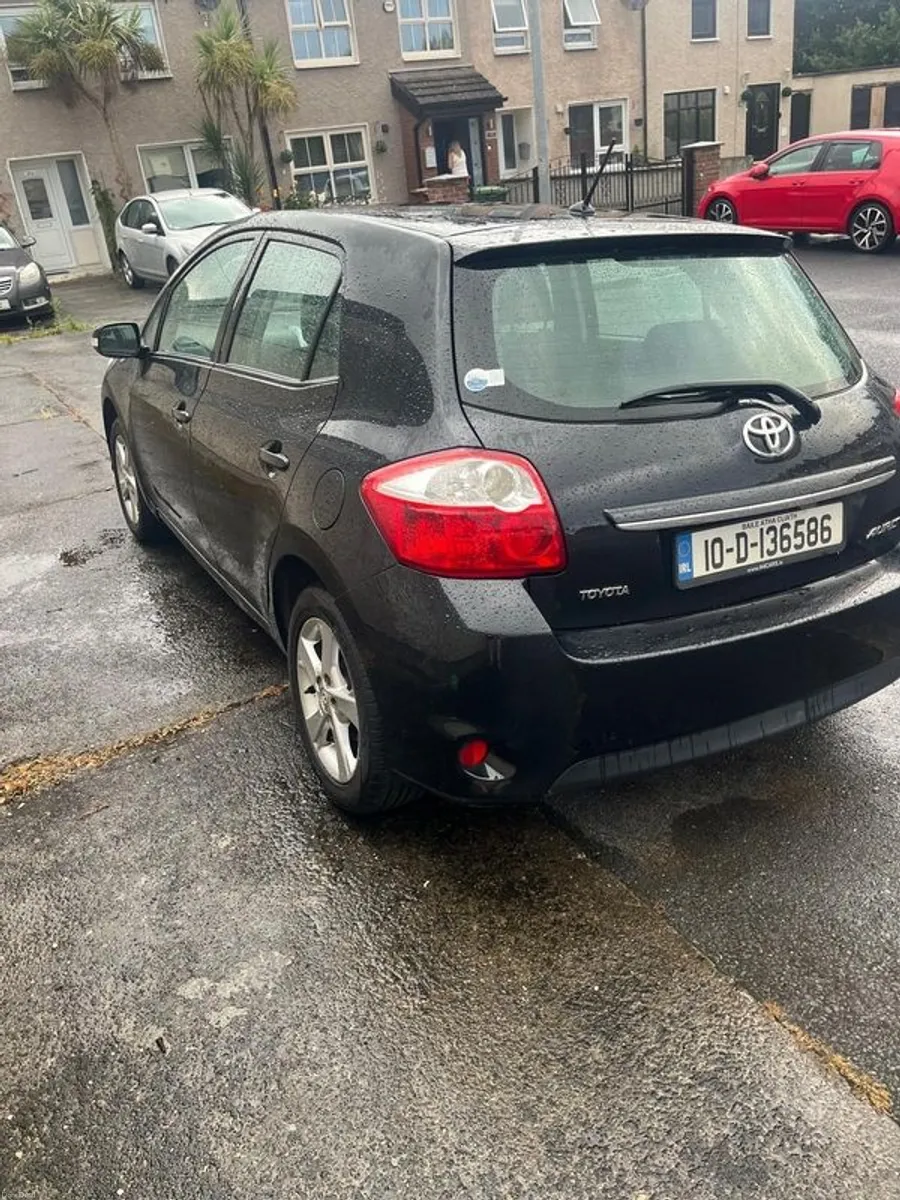 2010 Toyota Auris - Image 5