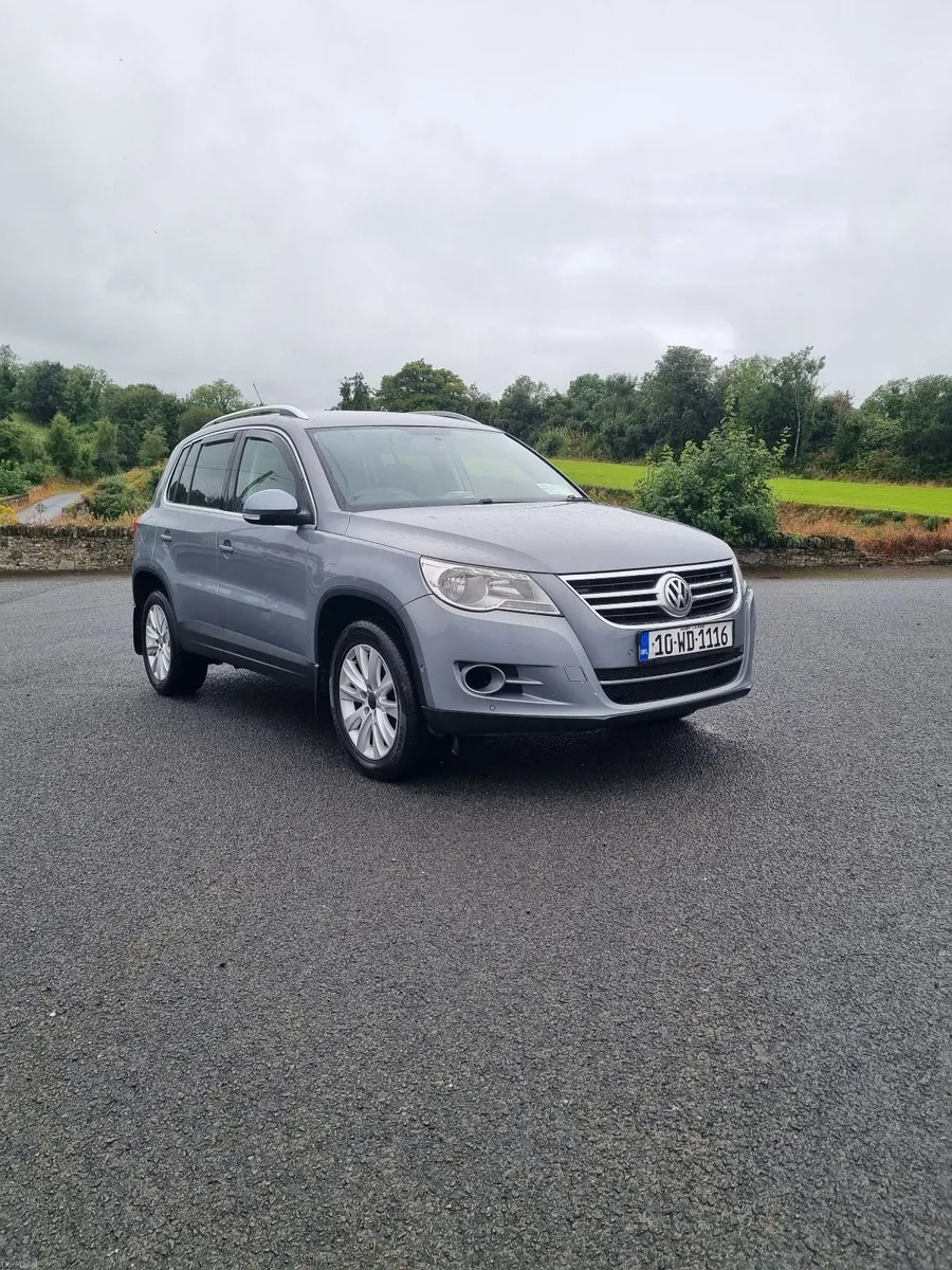 Volkswagen Tiguan 2010 - Image 1