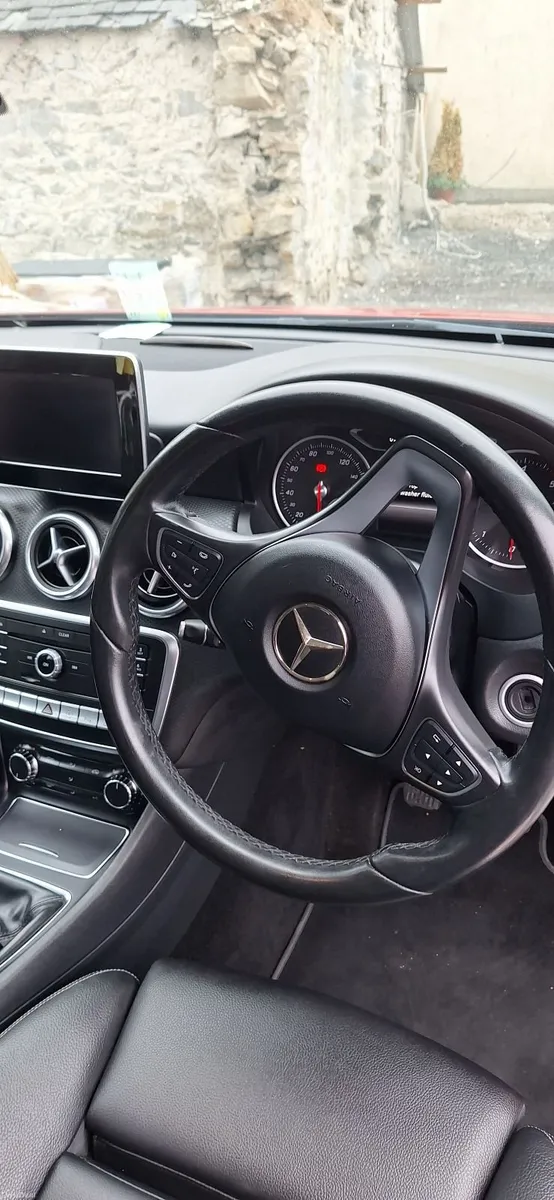 Mercedes-Benz A-Class 2017 - Image 3
