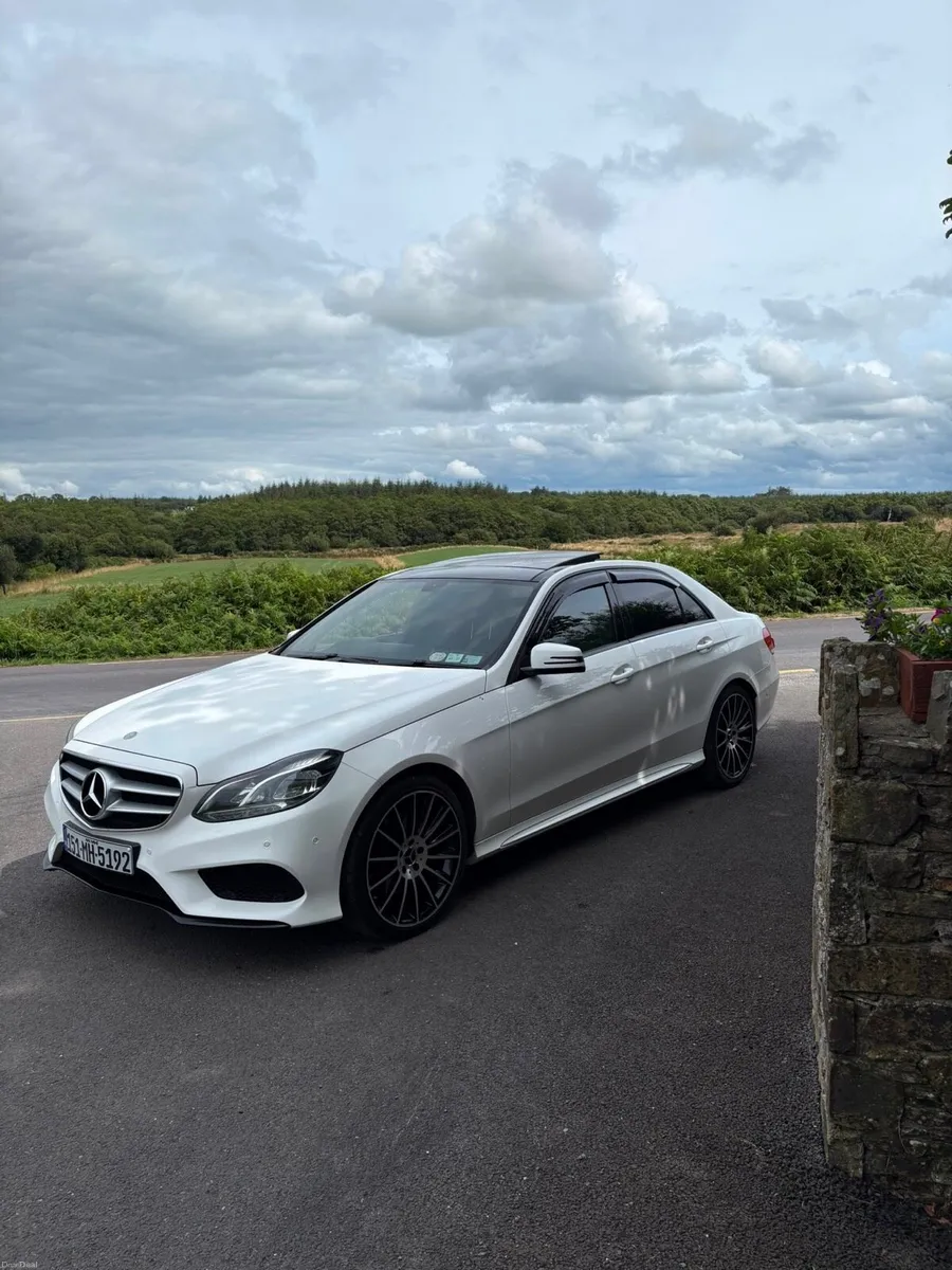 Mercedes e220 Amg !!Nct 11/27 !!! - Image 1