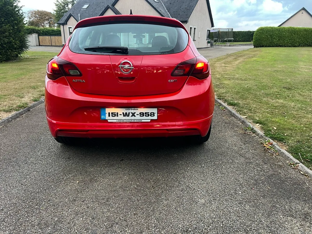 15 Opel Astra SRI 1.6 Diesel - Image 5