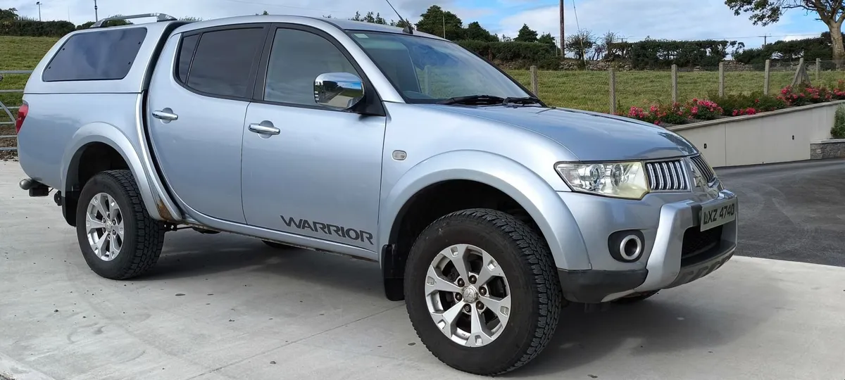 Mitsubishi L200 2011 - Image 1