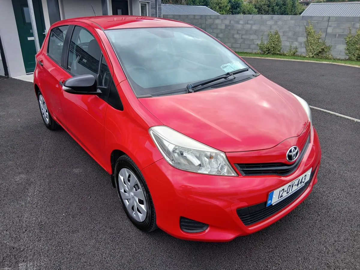 2012 Toyota Yaris Nct'd - Image 1
