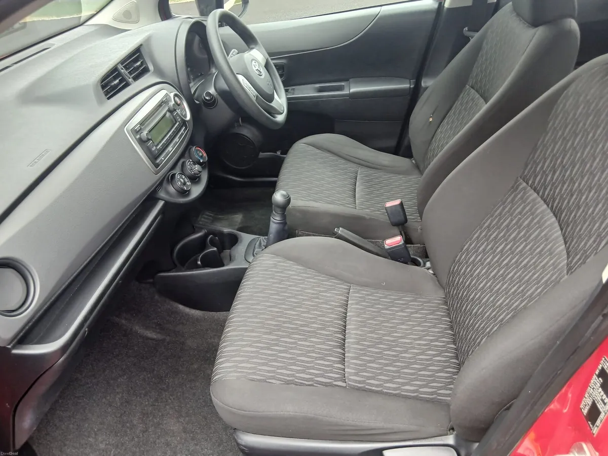 2012 Toyota Yaris Nct'd - Image 3