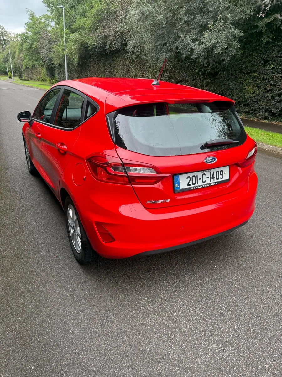 2020 Ford Fiesta titanium - Image 4