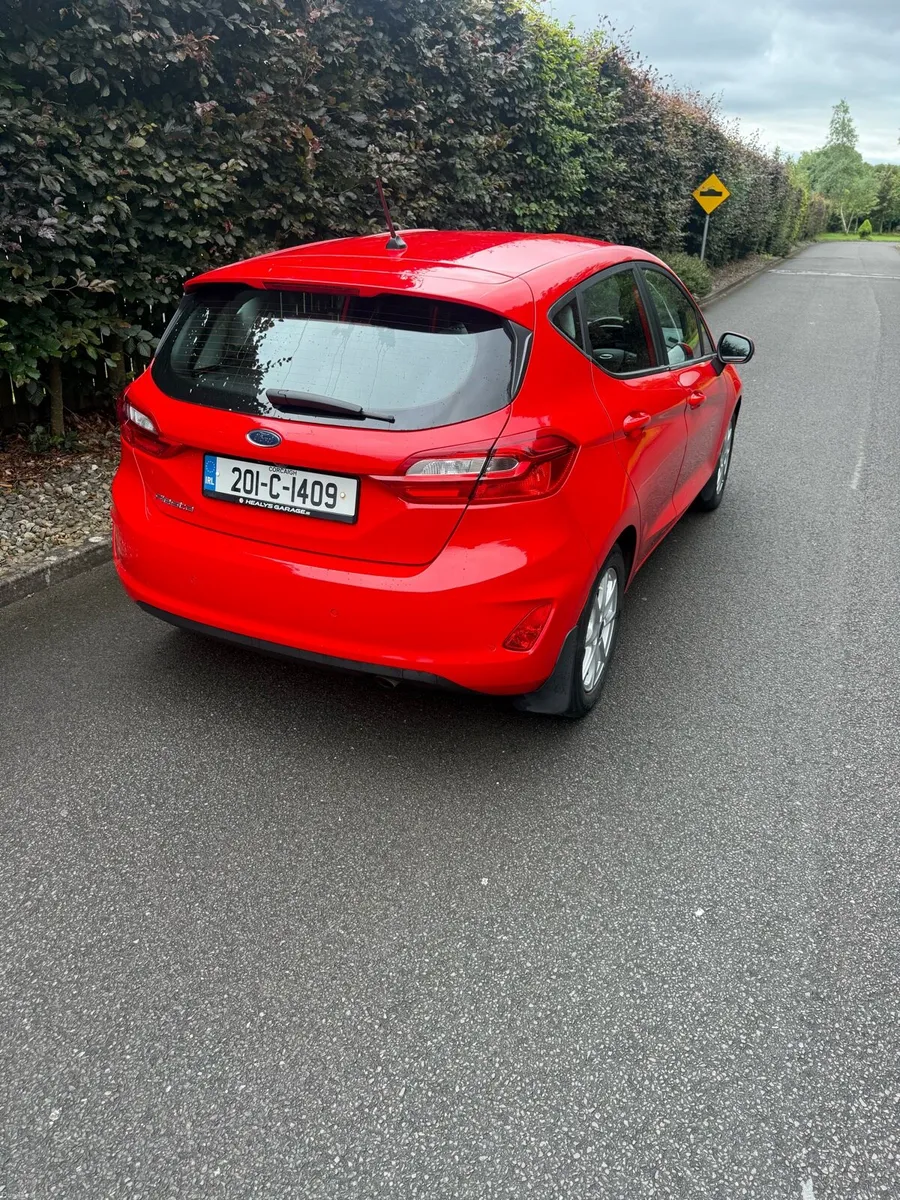2020 Ford Fiesta titanium - Image 3