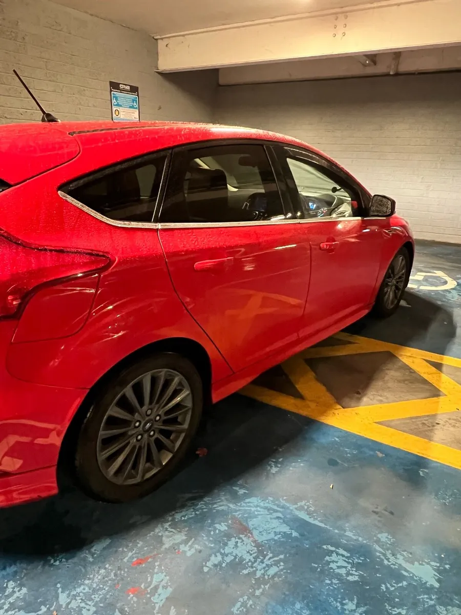 2017 Ford Focus - Image 3