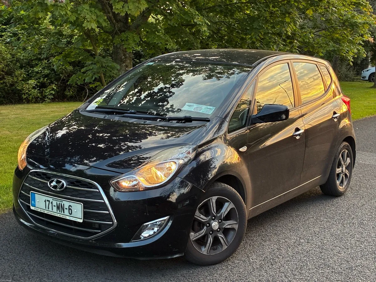 2017 Hyundai ix20 nct and tax - Image 2