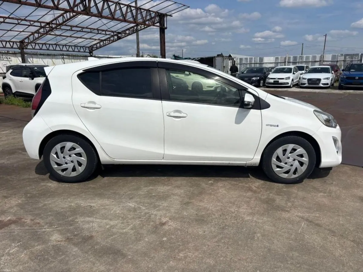 Toyota Aqua S - Image 5