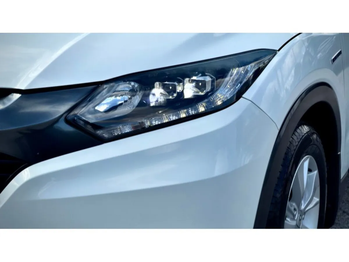 Honda Vezel X - Image 2