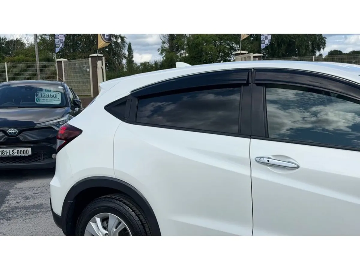 Honda Vezel X - Image 4