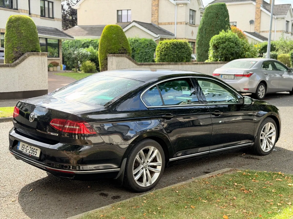 VW Passat Highline 1.6 TDI DSG Automatic - Image 2