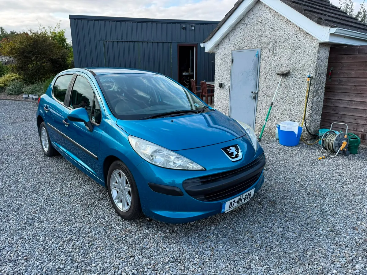 Peugeot 207 - Image 1