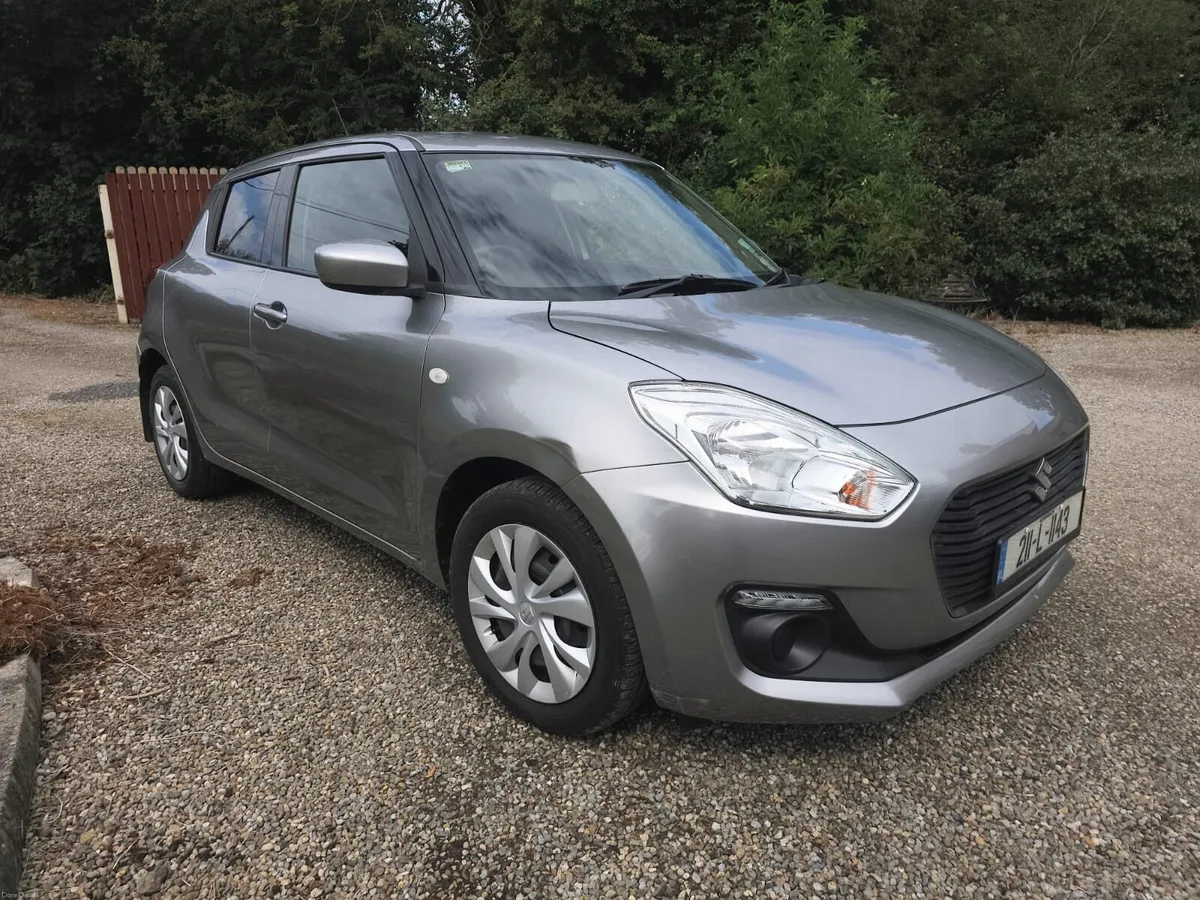 Suzuki swift 1.2 petrol/hybrid. - Image 4