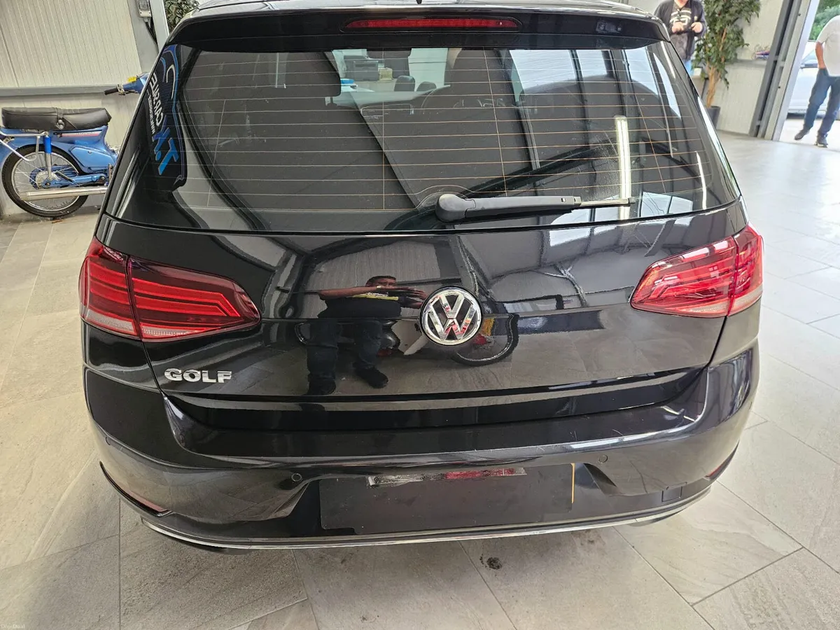 18 VOLKSWAGEN GOLF SE NAVIGATION TSI - Image 5