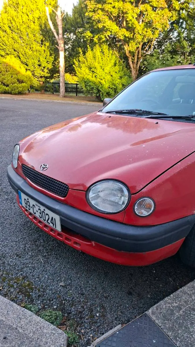 1999 Toyota Corolla - Image 2