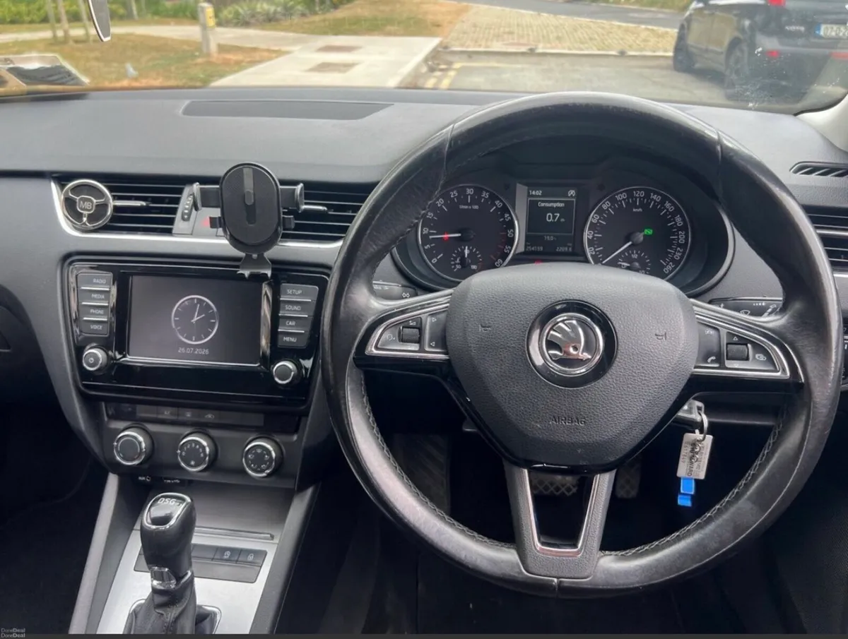 Skoda Octavia 2016 1.6 Diesel €1100 - Image 4