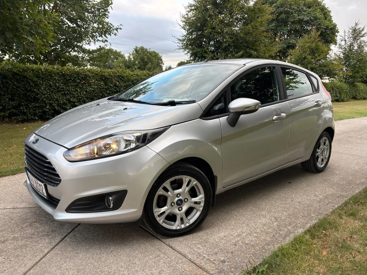 2014 Ford Fiesta Zetec 1.25 Petrol NCT 10/27 - Image 4