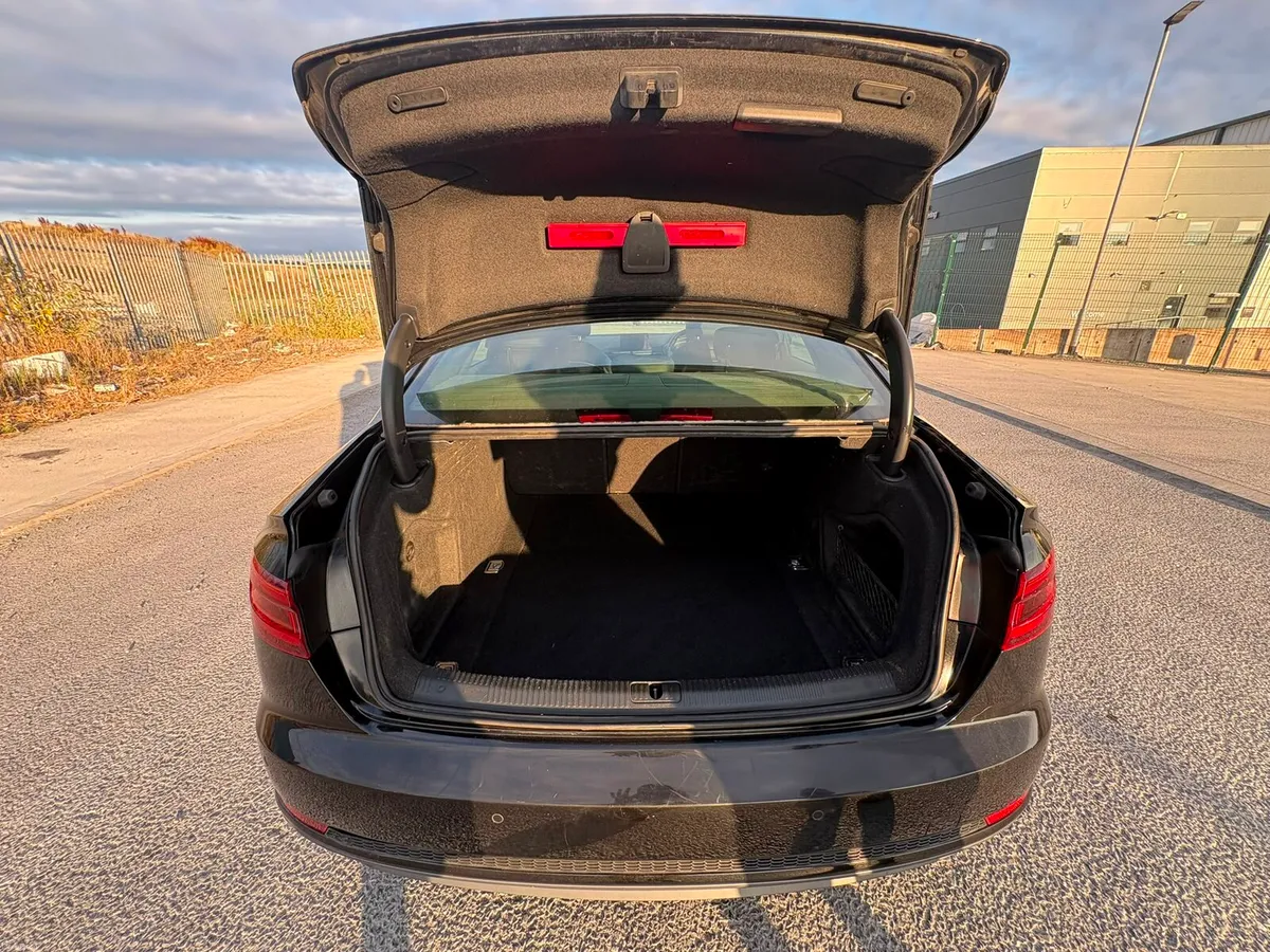 Audi A4 2l S-Line automatic - Image 3