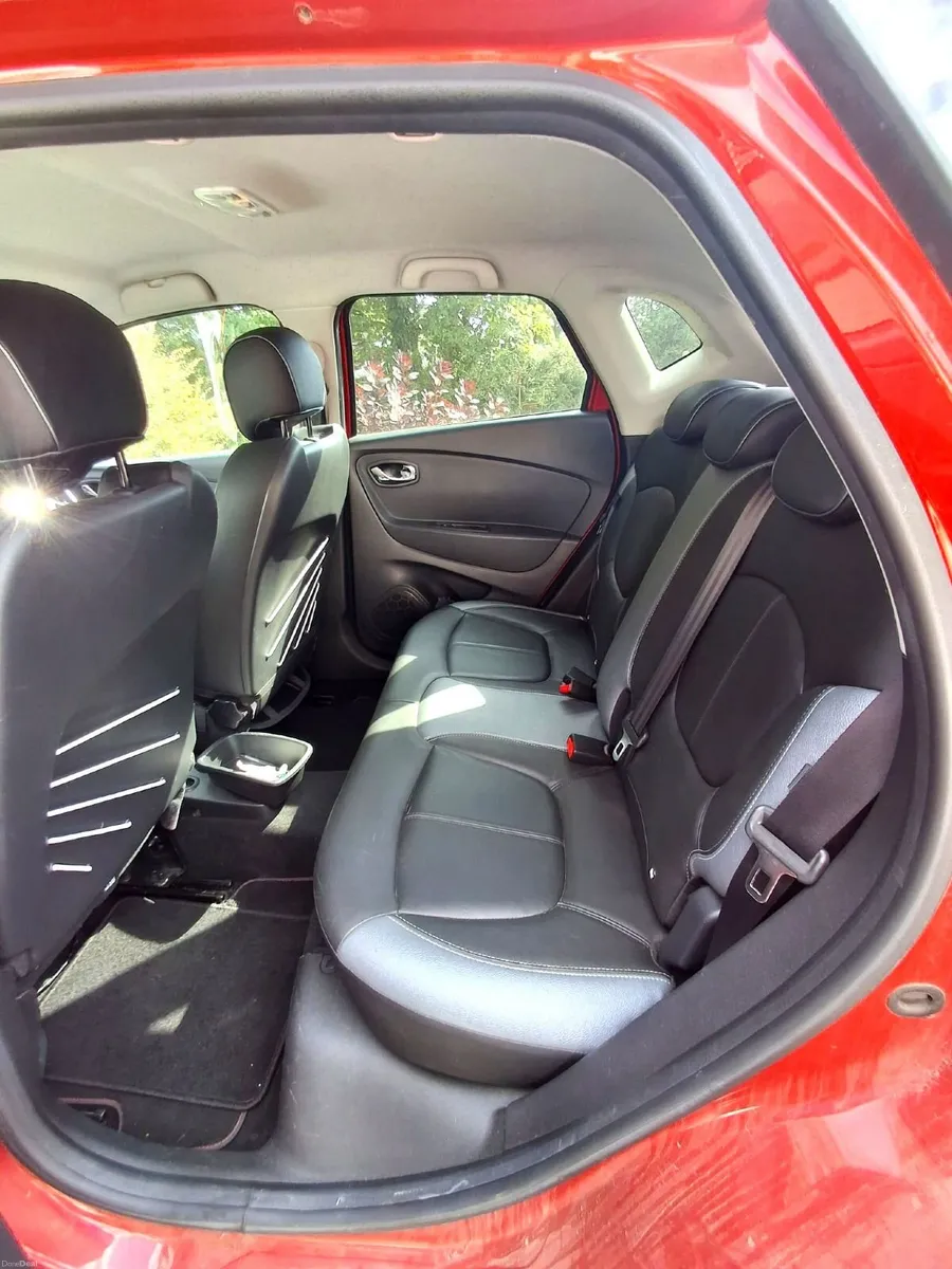 2017 Renault Captur 1.5 dCi Signature NAV - Image 5