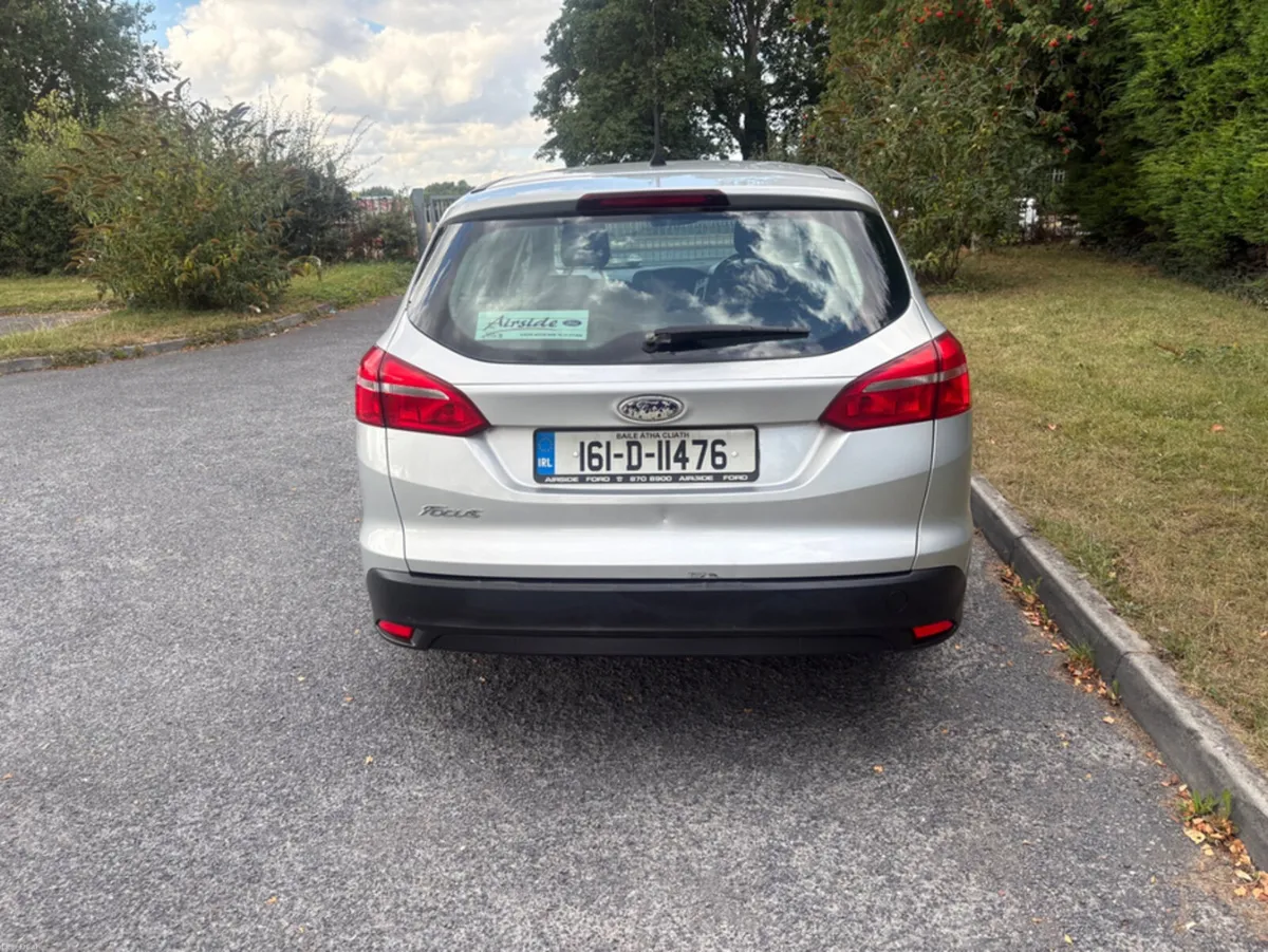 Ford Focus STYLE 1.6 TDCI 95PS ESTATE 4DR - Image 6