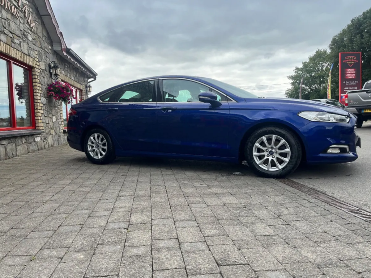 Ford Mondeo 2.0 TDCI TITANIUM ECO S S/S 150PS 5DR - Image 4