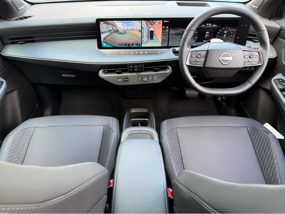 Nissan Leaf 52 kWh EVOLVE 2Tone - Image 2