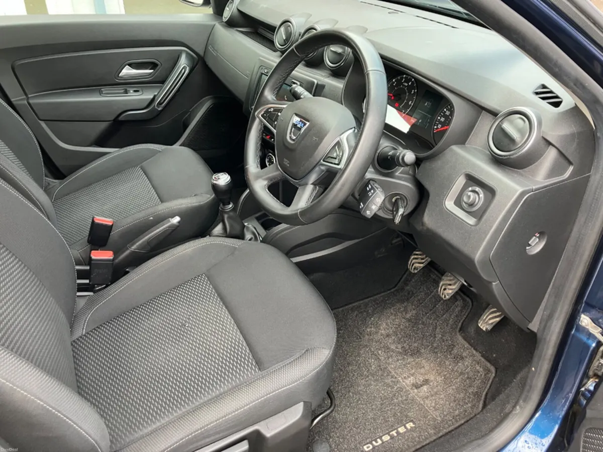 Dacia Duster COMFORT BLUE DCI 115 RE 5DR - Image 6