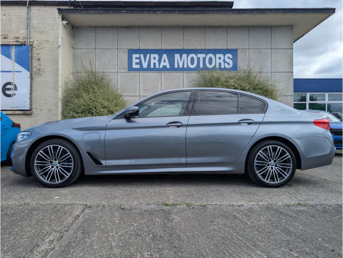 BMW 5-Series G30 530E M-SPORT AUTOMATIC 2.0 PETROL - Image 5