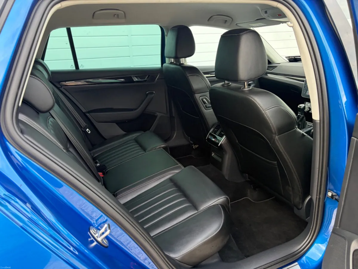 Skoda Superb C LAURIN & KLEMENT 2.0 TDI 150HP 5DR - Image 2