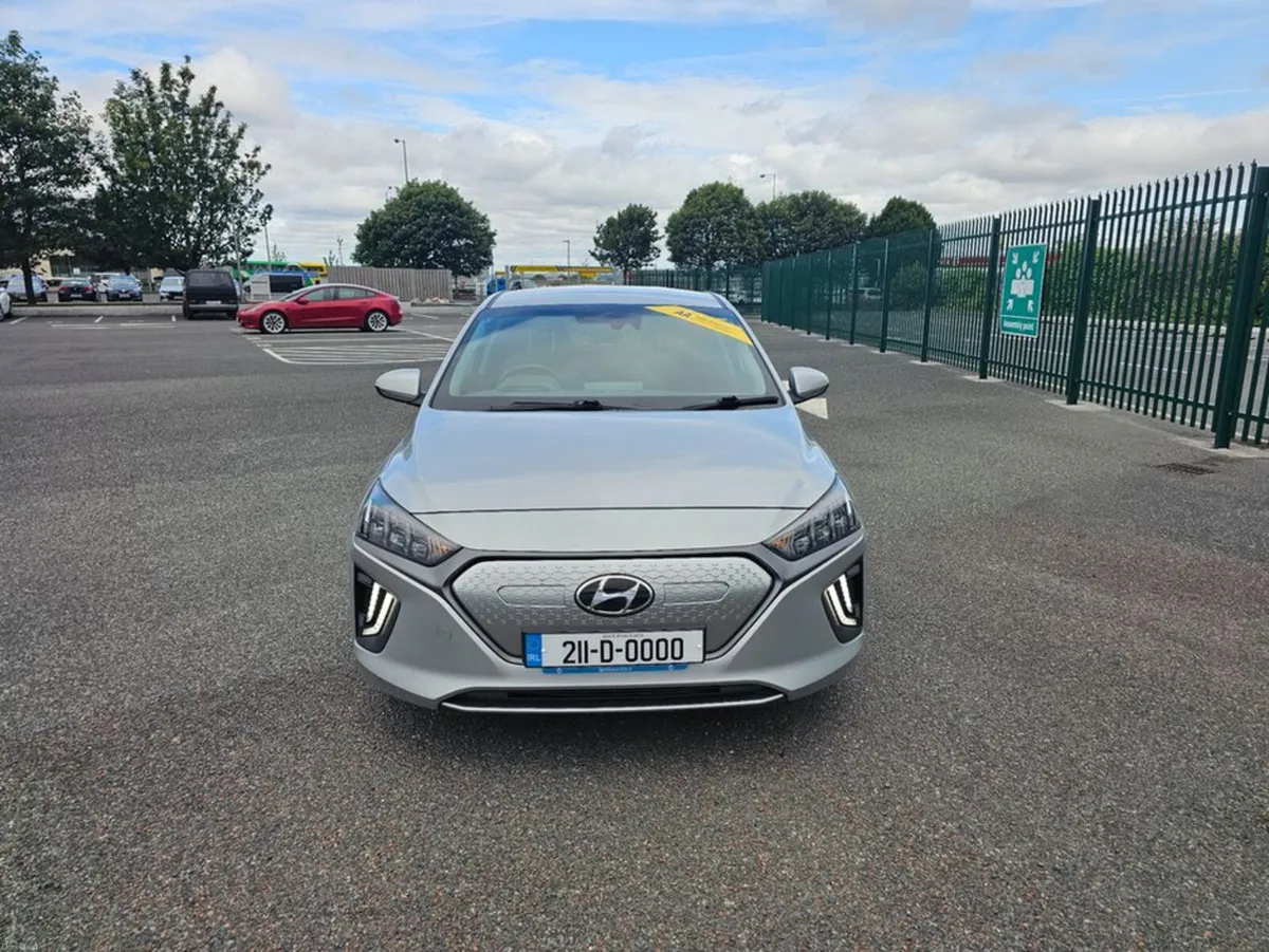 Hyundai IONIQ PREMIUM MODEL, FULL EV, TINY MILEAGE - Image 3
