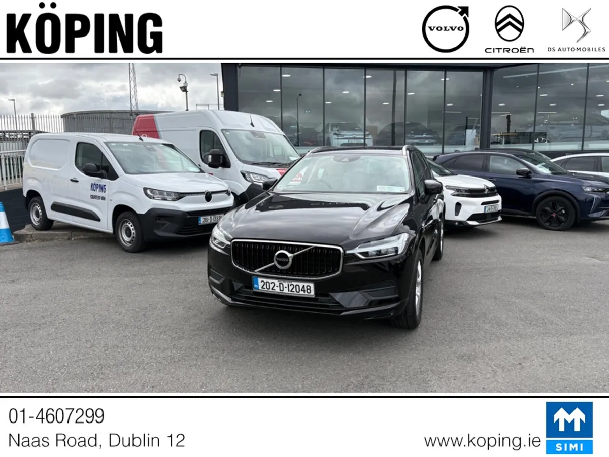 Volvo XC60 D4 MOMENTUM 5DR AUTO // ONYX BLACK // B - Image 1