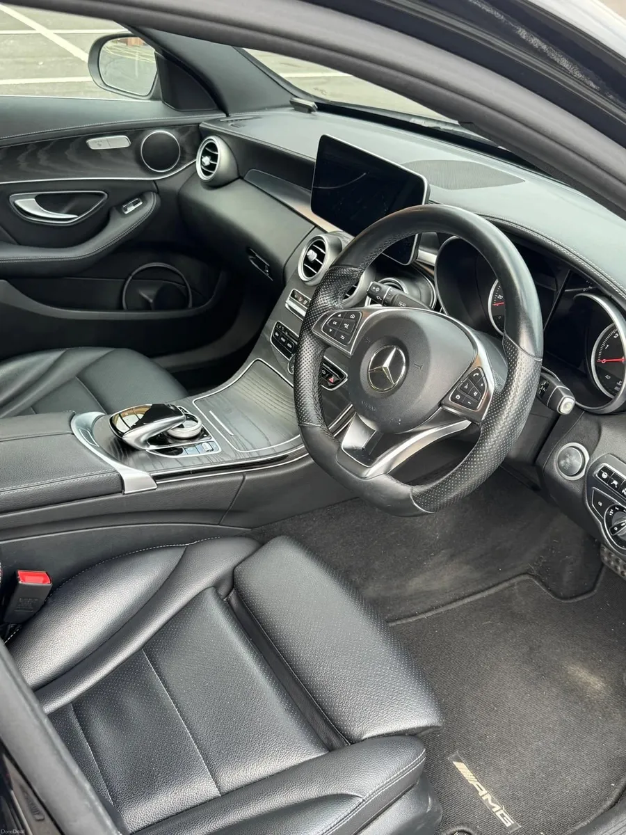 Mercedes-Benz C-Class 2016 - Image 4
