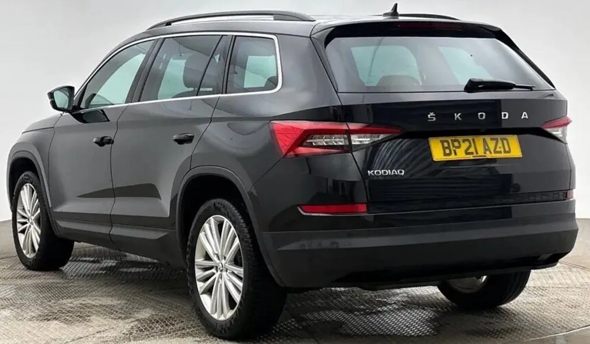 2.0 TDI SE L SUV 5dr Diesel DSG Euro 6 (s/s) (7 Se - Image 3