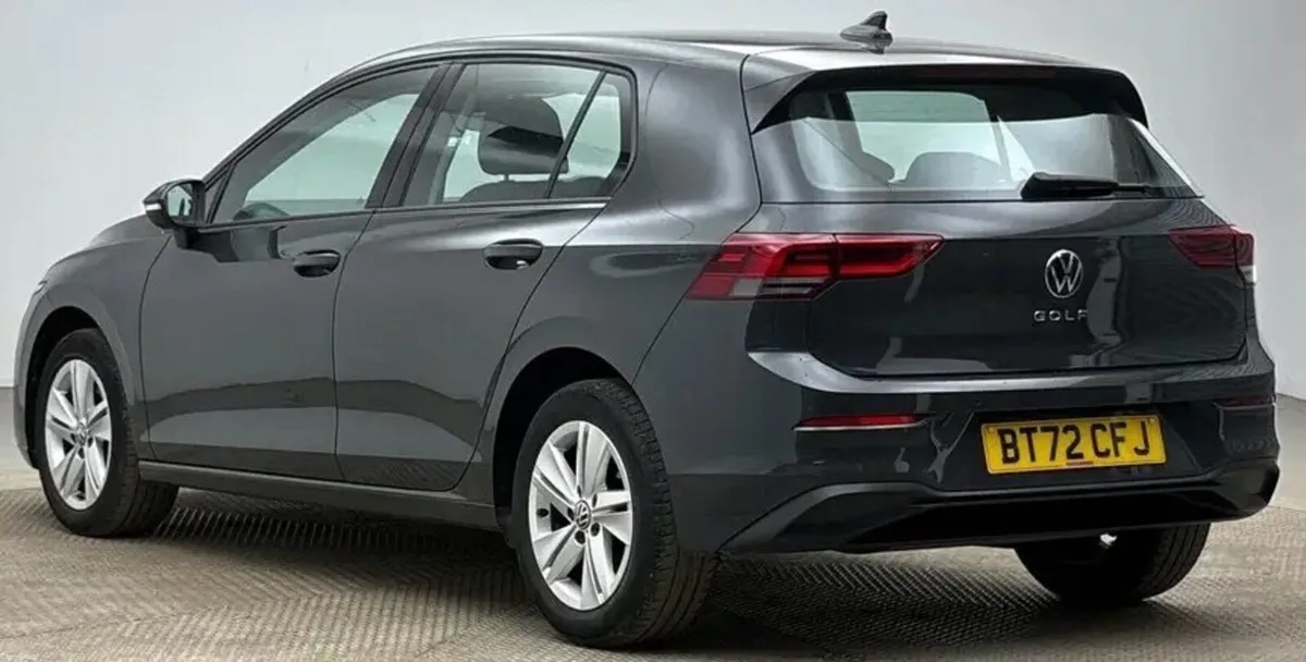 1.5 TSI Life Hatchback 5dr Petrol Manual Euro 6 (s - Image 3