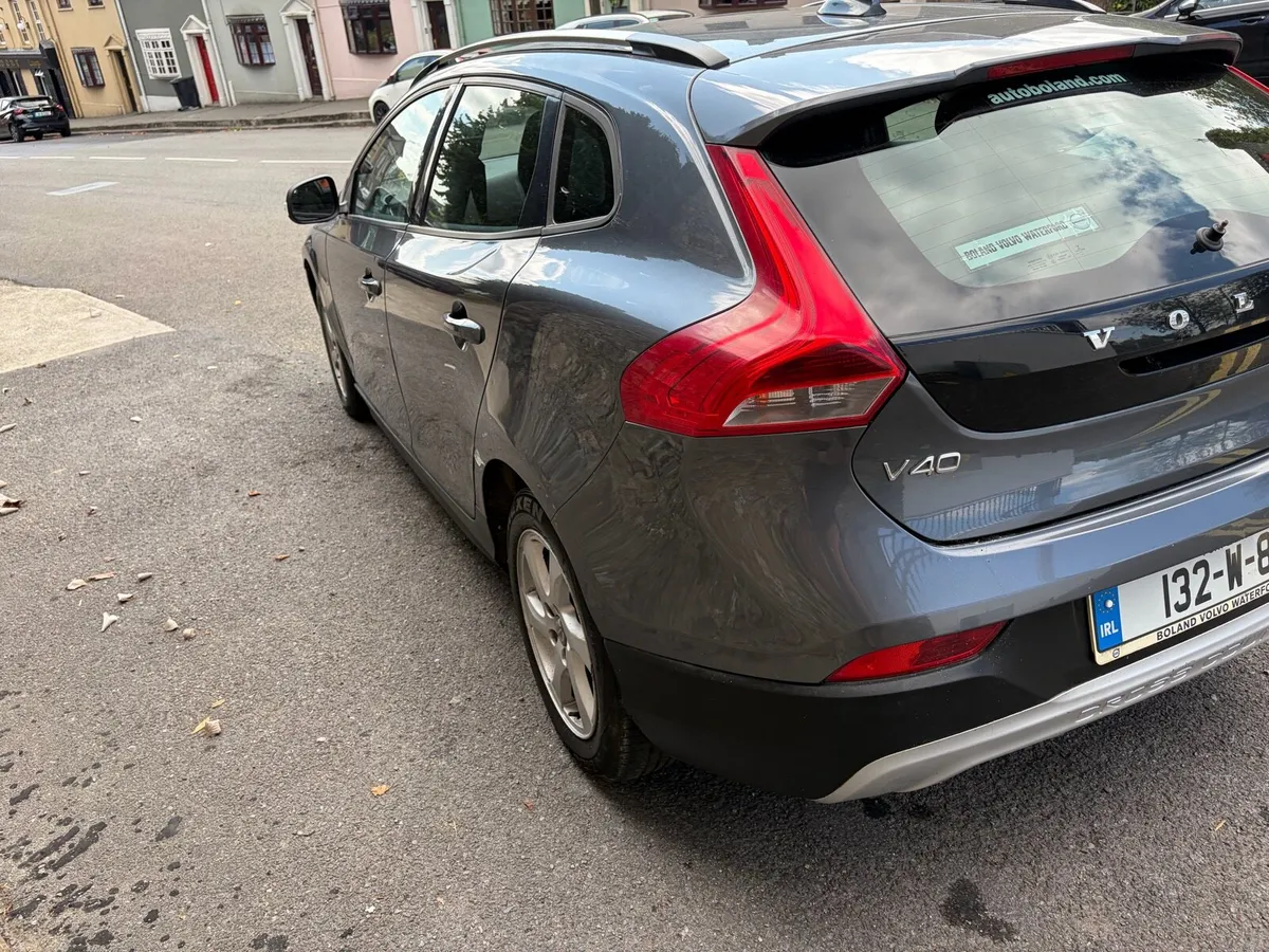131 VOLVO V40 1.6D CROSS COUNTRY FRESH NCT:11/27 - Image 5